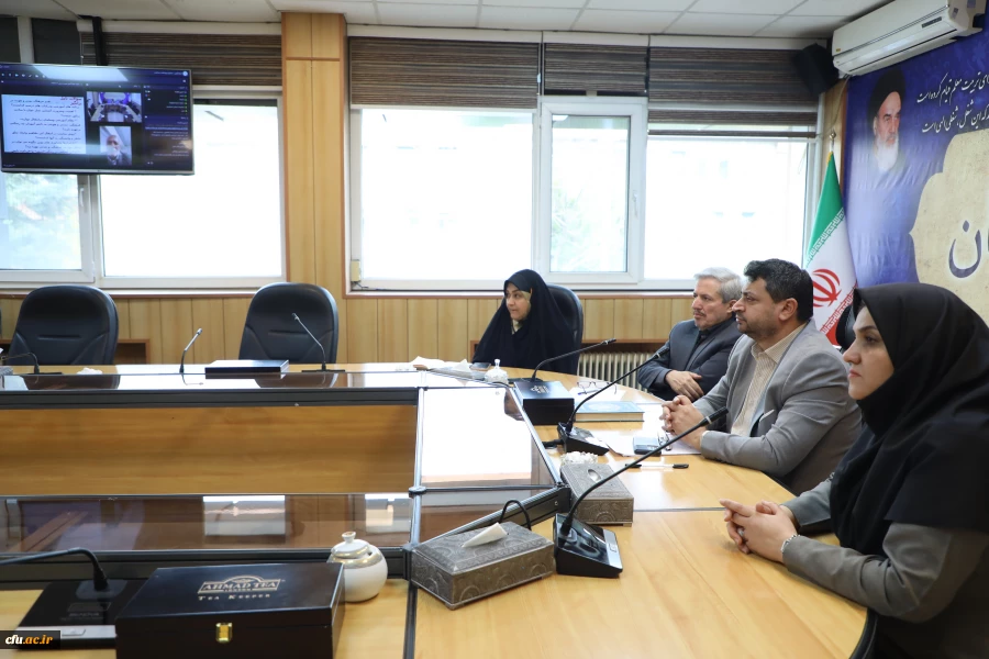 به همت معاونت امور دانشجومعلمان، اولین دوره تقویت هویت ایرانی – اسلامی برگزار شد. 3