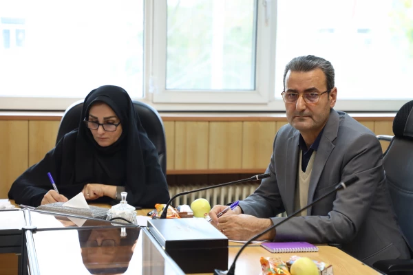 خبرجلسه دبیرخانه هماهنگی گروه های آموزشی-تربیتی 7