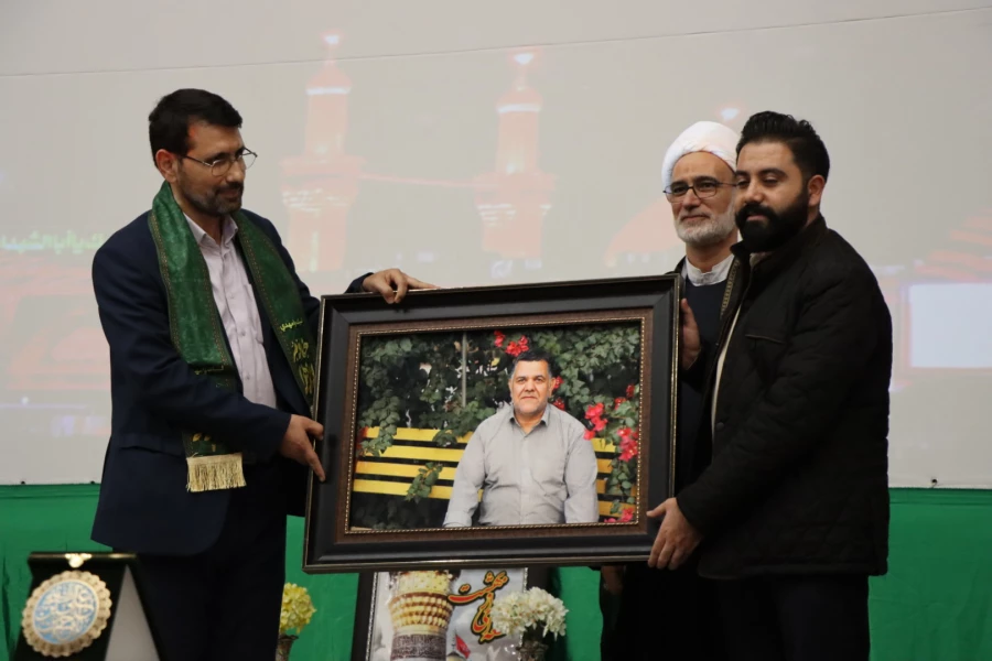 اعزام ۸هزار نفر از دانشگاهیان دانشگاه فرهنگیان به عتبات عالیات در اربعین حسینی(ع) ۱۴۰۳ 5