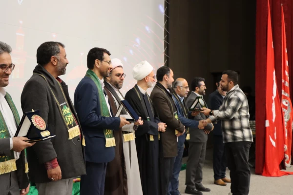 اعزام ۸هزار نفر از دانشگاهیان دانشگاه فرهنگیان به عتبات عالیات در اربعین حسینی(ع) ۱۴۰۳ 8