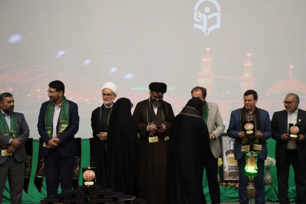 اعزام ۸هزار نفر از دانشگاهیان دانشگاه فرهنگیان به عتبات عالیات در اربعین حسینی(ع) ۱۴۰۳ 11