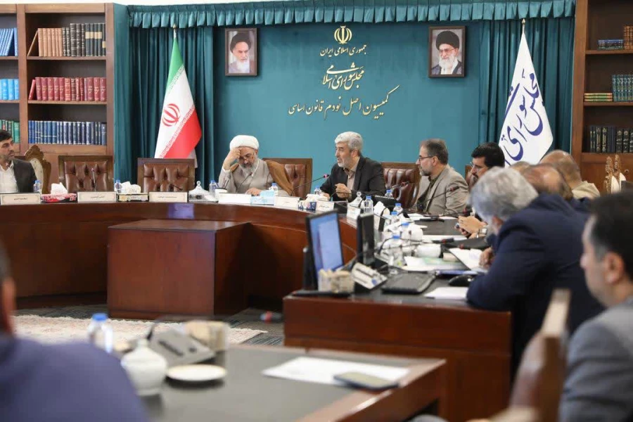 Keshvari Explaining Meeting of Article 90 of the Constitution Commission: The Islamic Consultative Assembly to Help Farhangian Teacher Education University (FTEU) Make Educational Progress 3