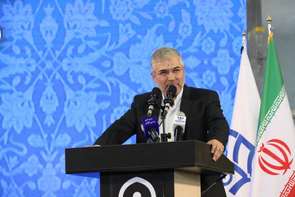 ممثّل الشعب في طهران: مكانة ودور المعلمين الطلاب كمعلمين للمستقبل. 3