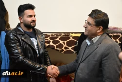 حضور استاندار چهارمحال و بختیاری در بین دانشجو معلمان 6