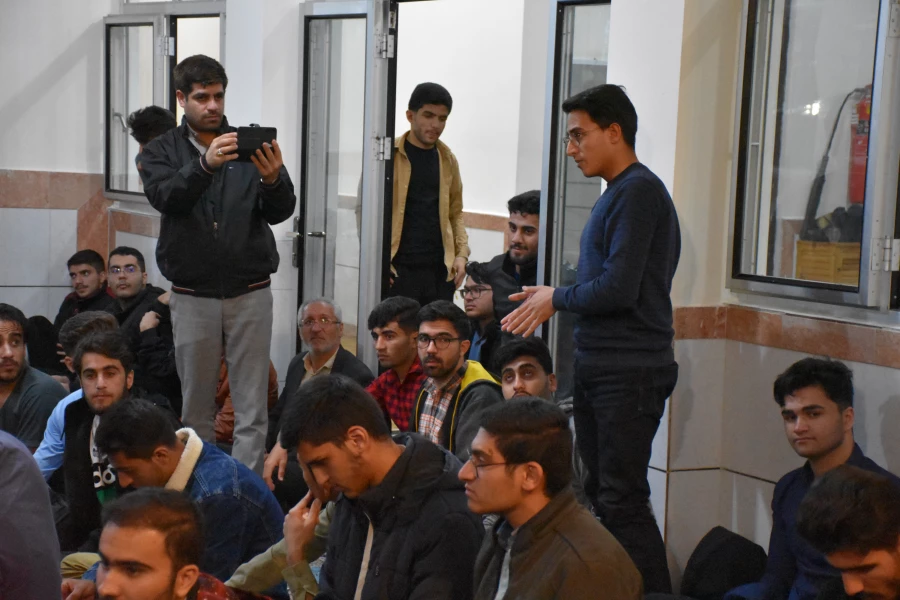 حضور استاندار چهارمحال و بختیاری در بین دانشجو معلمان 9