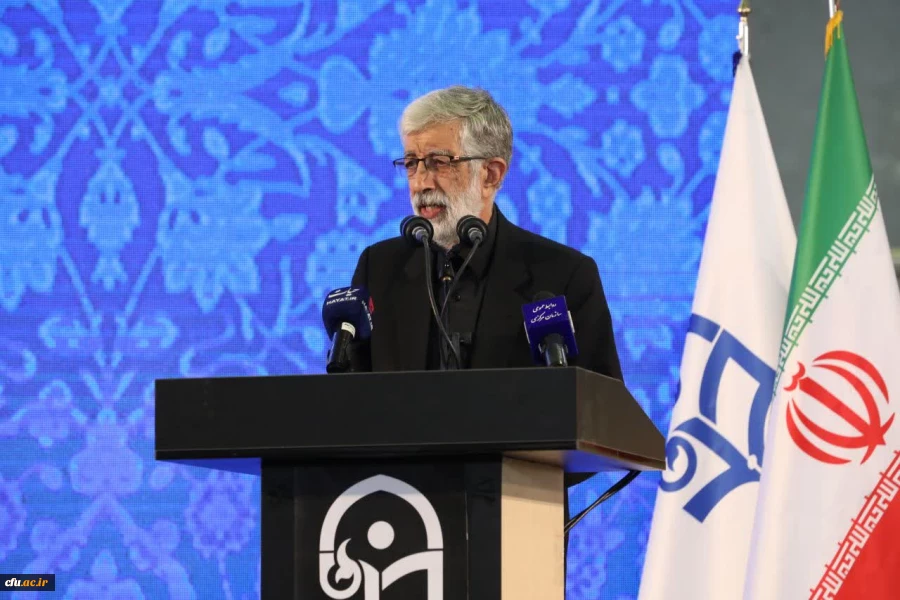 غلامعلي حداد عادل في حفل استقبال من المعلمين الطلاب الجدد: تطوير جامعة فرهنجيان هو أفضل وسيلة لضمان العدالة التعليمية وتعزيز التعليم. 2