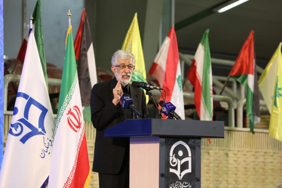 غلامعلي حداد عادل في حفل استقبال من المعلمين الطلاب الجدد: تطوير جامعة فرهنجيان هو أفضل وسيلة لضمان العدالة التعليمية وتعزيز التعليم. 3