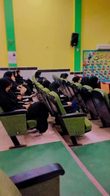 از سلسله کارگاه های پیشگیری از آسیب های اجتماعی؛
کارگاه مهارت حل مسئله و کارگاه خودآگاهی در پردیس بنت الهدی صدر بوشهر برگزار شد 2