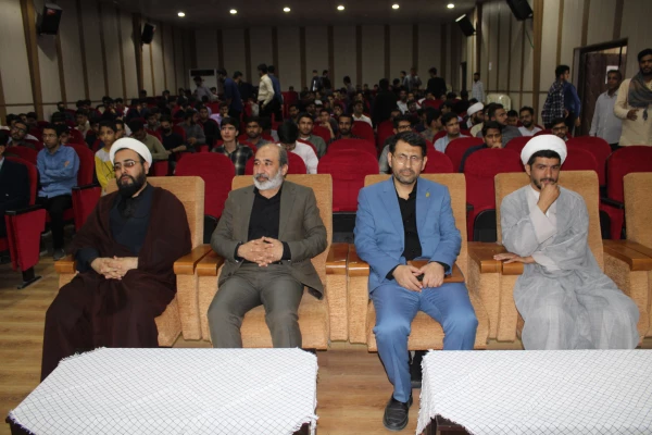 همزمان با ایام شهادت حضرت فاطمه زهرا سلام علیها، مراسم تشییع شهید گمنام در پردیس شهید بهشتی فرهنگیان هرمزگان
 5