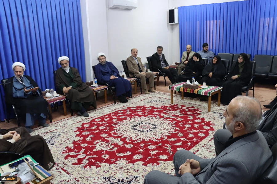 دیدار اعضای هیات رئیسه دانشگاه فرهنگیان مازندران با نماینده ولی فقیه در استان مازندران 4