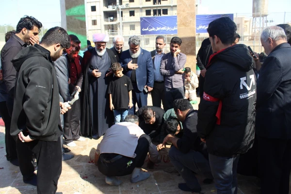 در دانشگاه فرهنگیان استان بوشهر؛
پیکر پاک شهید 17 ساله خوشنام دفاع مقدس تشییع و تدفین شد 2