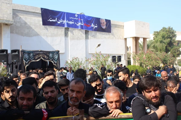 در دانشگاه فرهنگیان استان بوشهر؛
پیکر پاک شهید 17 ساله خوشنام دفاع مقدس تشییع و تدفین شد 2