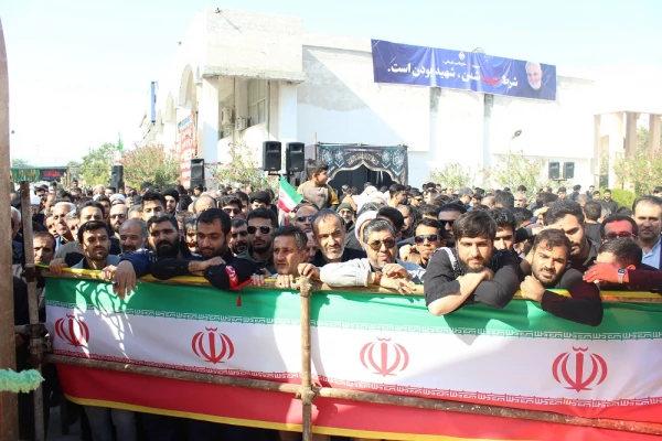 در دانشگاه فرهنگیان استان بوشهر؛
پیکر پاک شهید 17 ساله خوشنام دفاع مقدس تشییع و تدفین شد 4