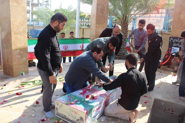 در دانشگاه فرهنگیان استان بوشهر؛
پیکر پاک شهید 17 ساله خوشنام دفاع مقدس تشییع و تدفین شد 6