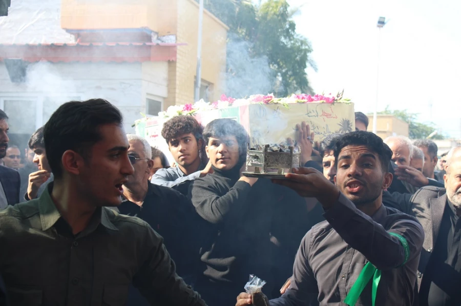 در دانشگاه فرهنگیان استان بوشهر؛
پیکر پاک شهید 17 ساله خوشنام دفاع مقدس تشییع و تدفین شد 16