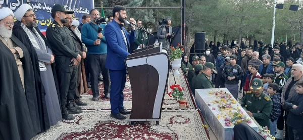 مراسم تشییع و تدفین شهید گمنام در دانشگاه فرهنگیان مرکز آموزش عالی شهید میرشاکی الیگودرز انجام شد  3