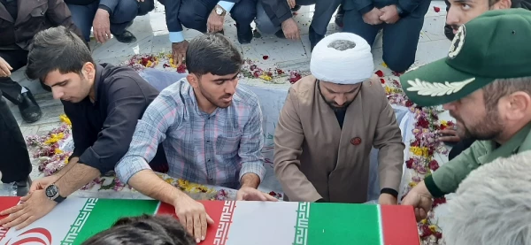 مراسم تشییع و تدفین شهید گمنام در دانشگاه فرهنگیان مرکز آموزش عالی شهید میرشاکی الیگودرز انجام شد  5