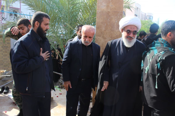 در آئینی همزمان با سالروز شهادت حضرت فاطمه (س) و با حضور نماینده ولی فقیه در استان و امام جمعه بوشهر، غلامحسن علیزاده، مدیرکل شاهد و ایثارگران دانشگاه فرهنگیان و اردشیر جلیلیان، کارشناس امور شاهد و ایثارگر دانشگاه فرهنگیان، پیکر پاک شهید ۱۷ ساله خوشنام دف