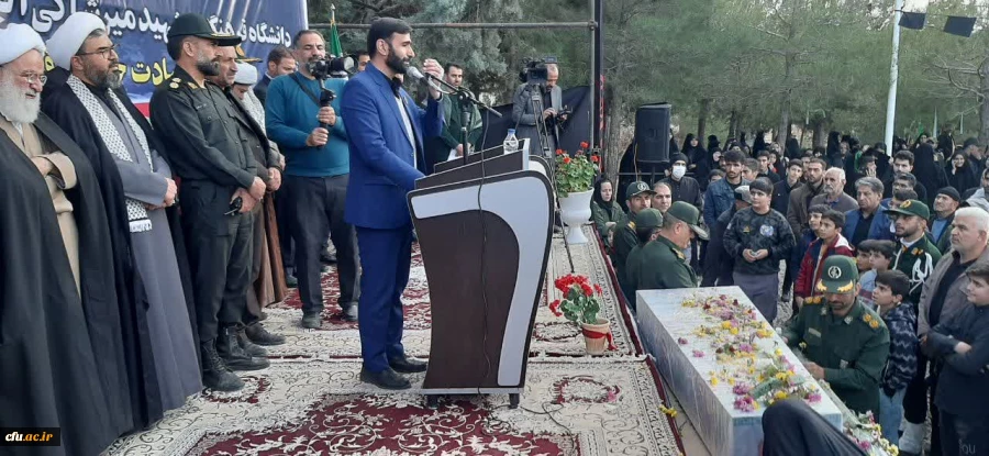 مراسم تشییع و تدفین شهید گمنام در دانشگاه فرهنگیان مرکز آموزش عالی شهید میرشاکی الیگودرز انجام شد 6