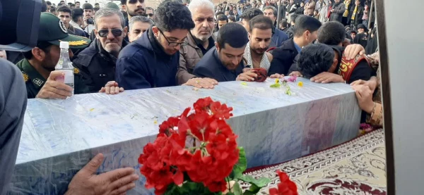 مراسم تشییع و تدفین شهید گمنام در دانشگاه فرهنگیان مرکز آموزش عالی شهید میرشاکی الیگودرز انجام شد 5