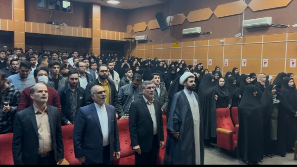 تبیین دستاوردهای انقلاب و امیدآفرینی رسالت بزرگ دانشجویان است. 3