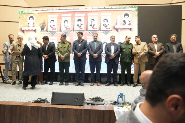 نخستین اجلاسیه شهدای دانشجو معلم استان کردستان
 5