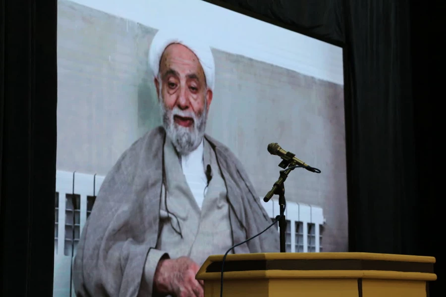 آغاز طرح معراج در دانشگاه فرهنگیان به میزبانی دانشگاه فرهنگیان استان گلستان با پیام حجه الاسلام و المسلمین قرائتی رئیس ستاد اقامه نماز کشور 12