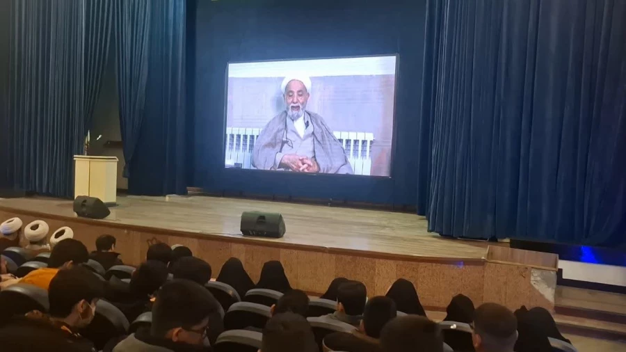 آغاز طرح معراج در دانشگاه فرهنگیان به میزبانی دانشگاه فرهنگیان استان گلستان با پیام حجه الاسلام و المسلمین قرائتی رئیس ستاد اقامه نماز کشور 15