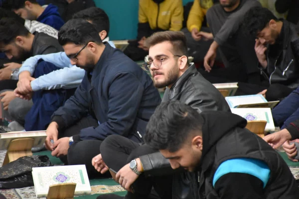 اهدای کلام الله مجید از سوی دفتر رهبر به نو دانشجو معلمان استان چهارمحال و بختیاری 6