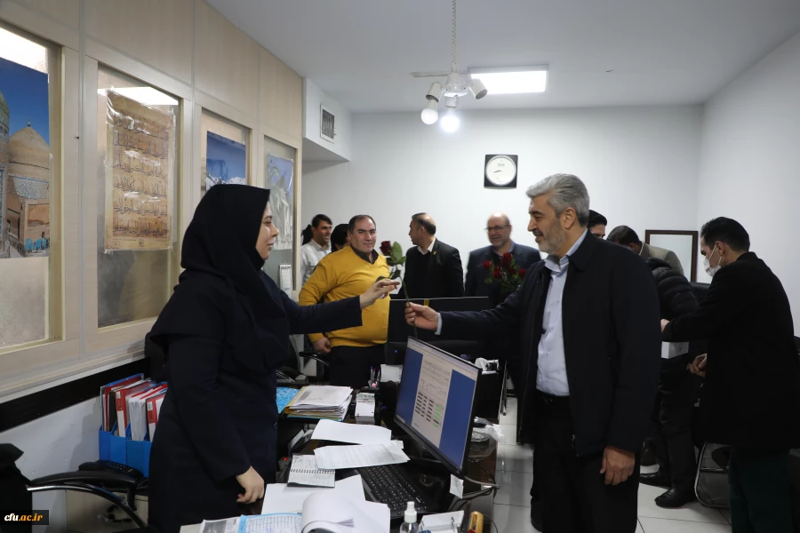 گزارش تصویری دیدار رییس دانشگاه فرهنگیان 
با کارکنان سازمان مرکزی به مناسبت ولادت حضرت فاطمه  زهرا (س)  و روز زن 6