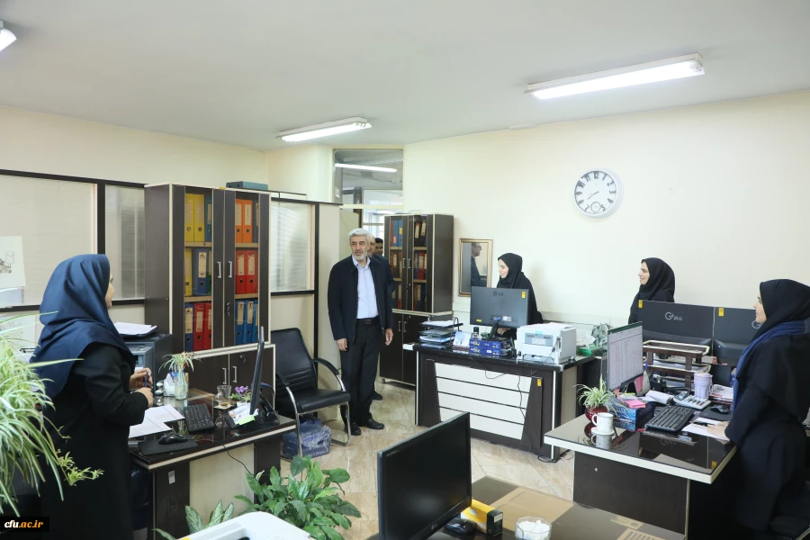 گزارش تصویری دیدار رییس دانشگاه فرهنگیان 
با کارکنان سازمان مرکزی به مناسبت ولادت حضرت فاطمه  زهرا (س)  و روز زن 9