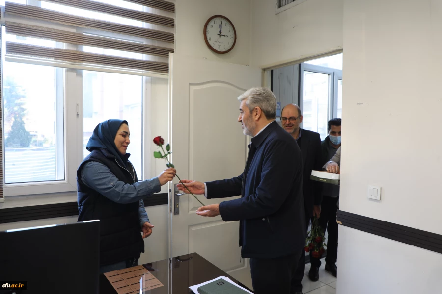 گزارش تصویری دیدار رییس دانشگاه فرهنگیان 
با کارکنان سازمان مرکزی به مناسبت ولادت حضرت فاطمه  زهرا (س)  و روز زن 4