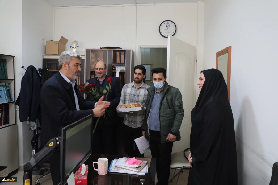 گزارش تصویری دیدار رییس دانشگاه فرهنگیان 
با کارکنان سازمان مرکزی به مناسبت ولادت حضرت فاطمه  زهرا (س)  و روز زن 5