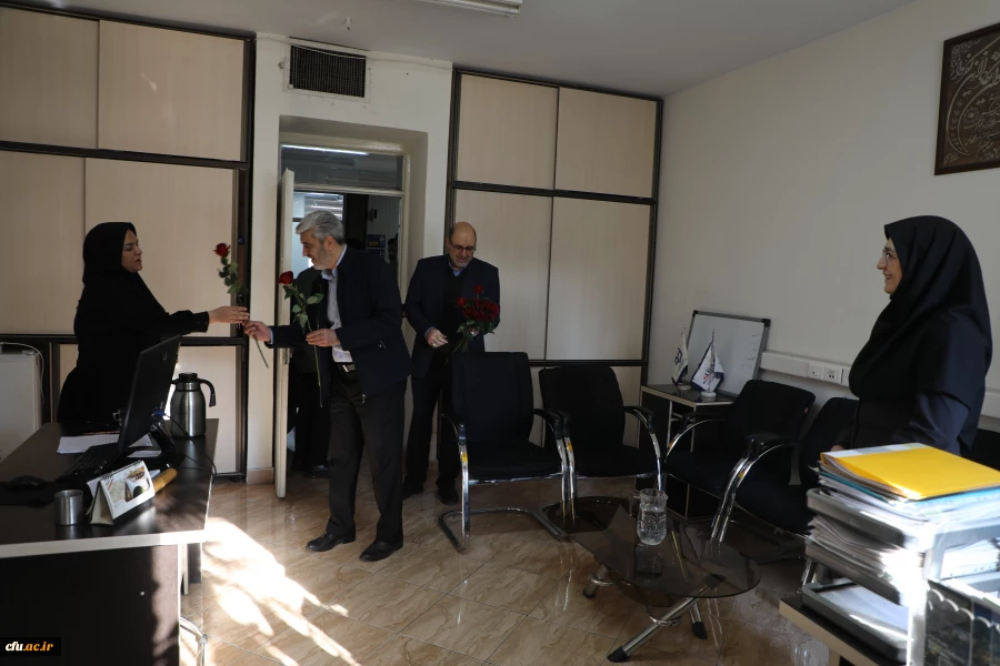 گزارش تصویری دیدار رییس دانشگاه فرهنگیان 
با کارکنان سازمان مرکزی به مناسبت ولادت حضرت فاطمه  زهرا (س)  و روز زن 7