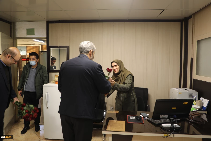 گزارش تصویری دیدار رییس دانشگاه فرهنگیان 
با کارکنان سازمان مرکزی به مناسبت ولادت حضرت فاطمه  زهرا (س)  و روز زن 9