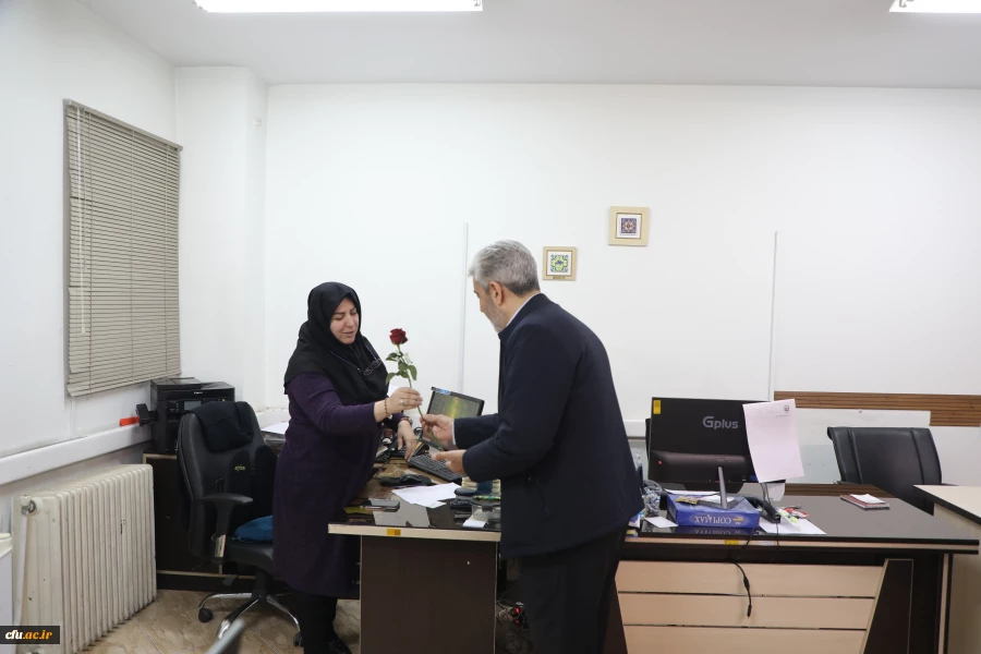 گزارش تصویری دیدار رییس دانشگاه فرهنگیان 
با کارکنان سازمان مرکزی به مناسبت ولادت حضرت فاطمه  زهرا (س)  و روز زن 2