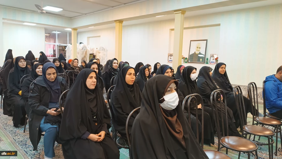 
مراسم جشن ولادت حضرت فاطمه (س) و روز زن در دانشگاه فرهنگیان کرمانشاه
 2