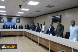 نشست صمیمانه جناب آقای دکتر برزویی  رییس محترم دانشگاه فرهنگیان و هیات همراه با کارکنان اداری دانشگاه فرهنگیان هرمزگان 3