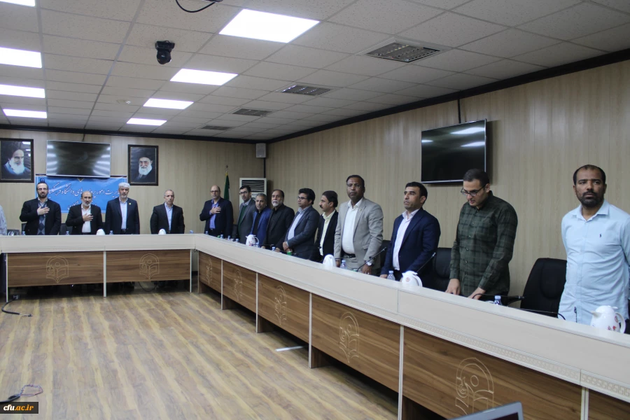 نشست صمیمانه جناب آقای دکتر برزویی  رییس محترم دانشگاه فرهنگیان و هیات همراه با کارکنان اداری دانشگاه فرهنگیان هرمزگان 3