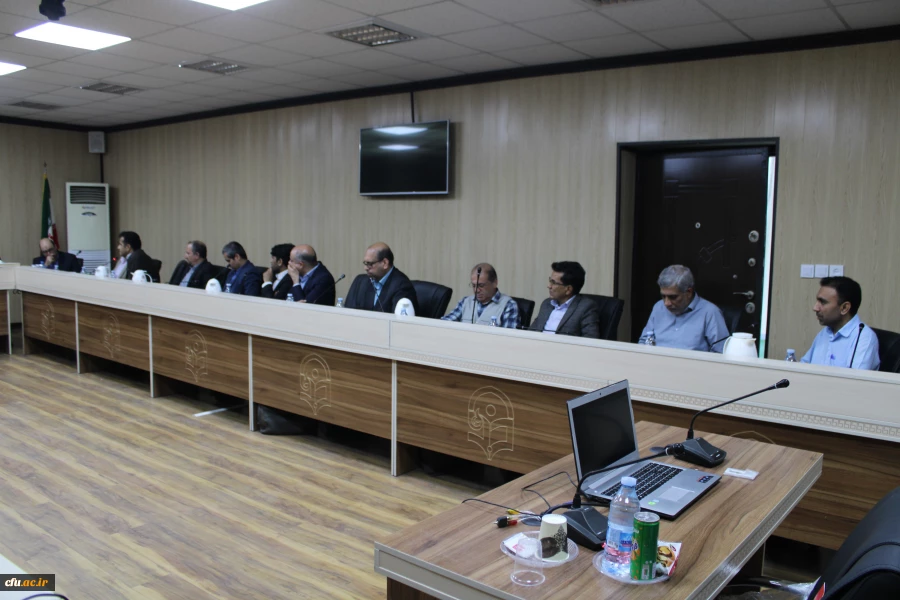 جلسه صمیمانه اساتید و اعضای هیات علمی دانشگاه فرهنگیان استان هرمزگان با حضور دکتر برزویی، رییس دانشگاه فرهنگیان کشور و هیات همراه  11