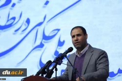 صحرايي:  
خلل معرفي بين الطلاب والمسؤولين؛ جرس إنذار للنظام التربوي في البلاد
 2