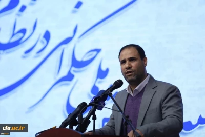 صحرايي:  
خلل معرفي بين الطلاب والمسؤولين؛ جرس إنذار للنظام التربوي في البلاد
