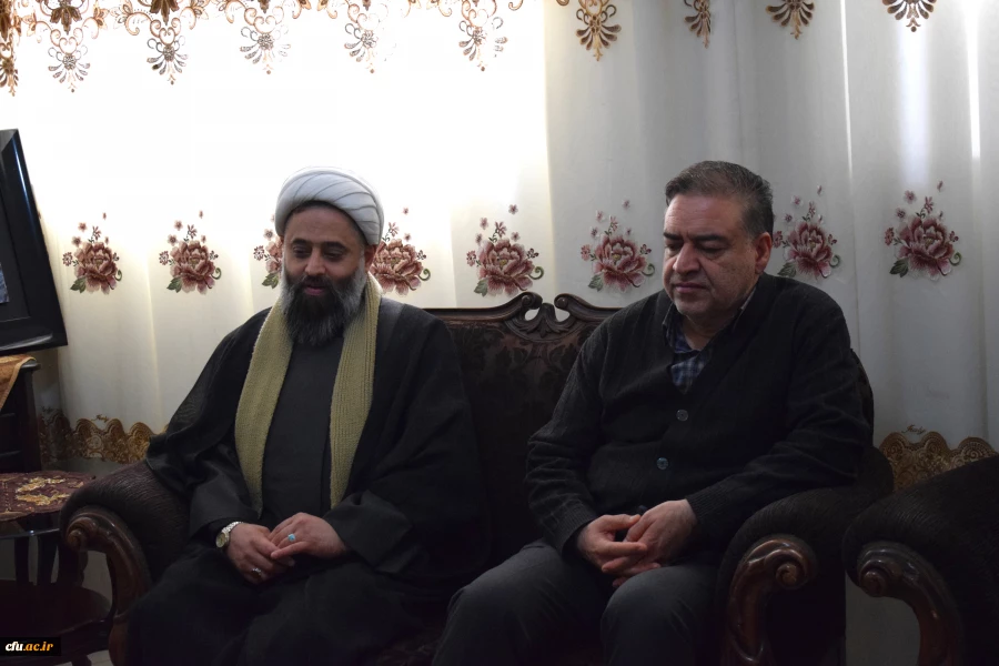 دیدار اعضای هیات رئیسه دانشگاه فرهنگیان کرمانشاه با خانواده شهید اکبر نظری 3