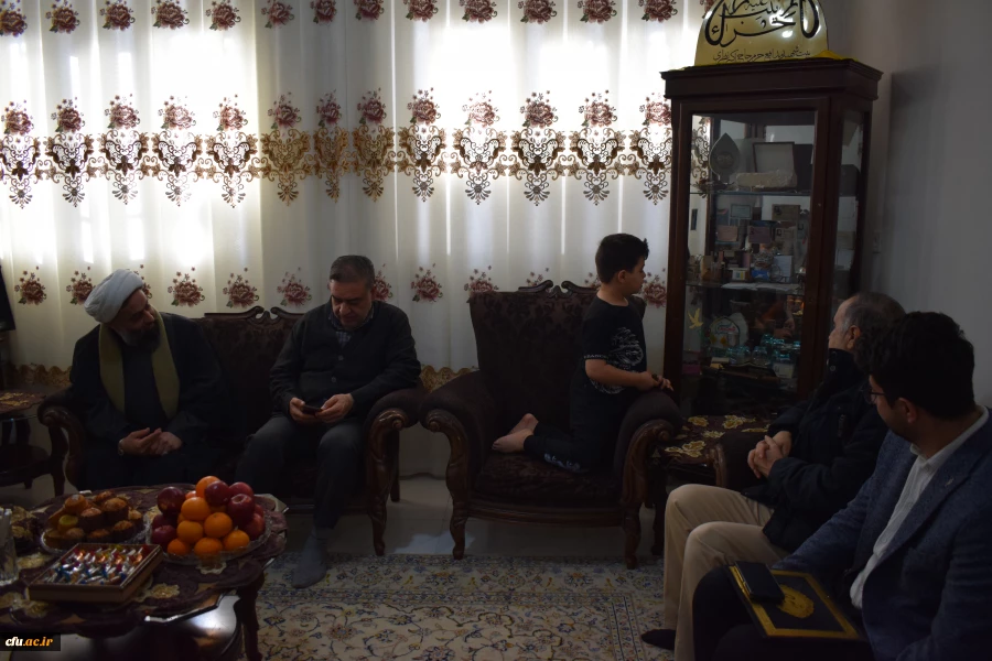 دیدار اعضای هیات رئیسه دانشگاه فرهنگیان کرمانشاه با خانواده شهید اکبر نظری 6