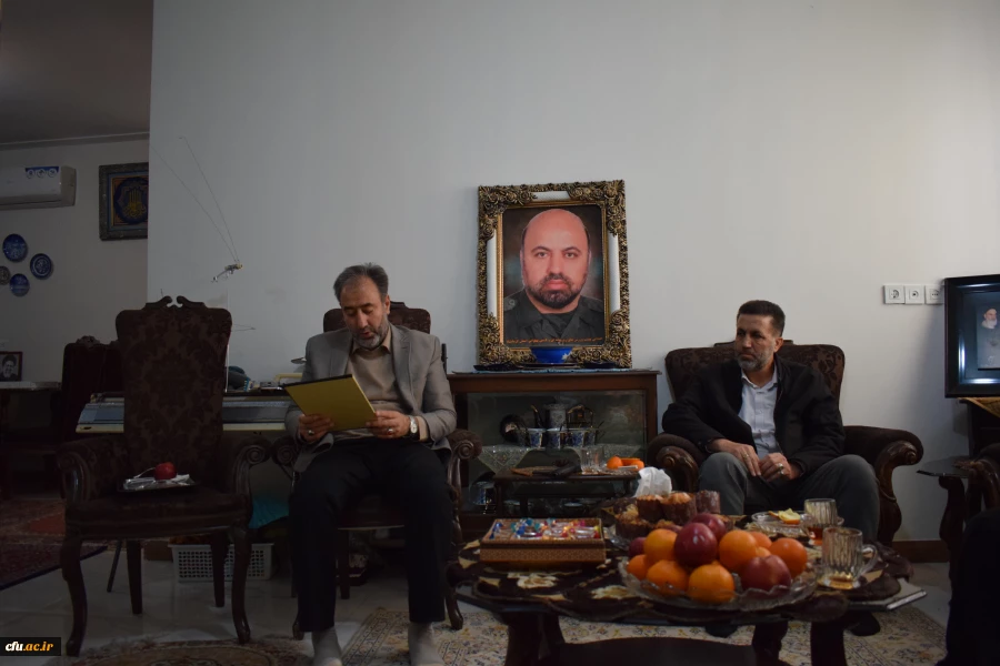 دیدار اعضای هیات رئیسه دانشگاه فرهنگیان کرمانشاه با خانواده شهید اکبر نظری 11