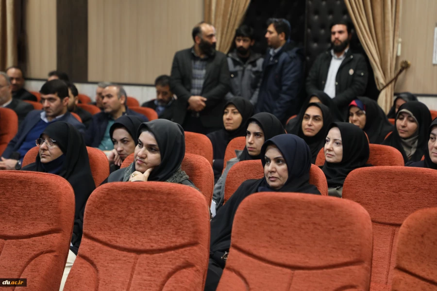 نشست صمیمی سرپرست معاونت برنامه ریزی و توسعه منابع 20