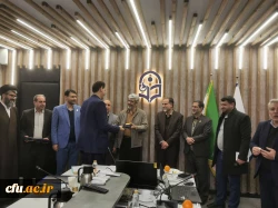 تقدیر از کارکنان نمونه دانشگاه فرهنگیان 4