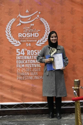 رئیس دانشگاه فرهنگیان استان بوشهر:
کسب رتبه نخست فیلمنامه بخش فرهنگیان جشنواره بین المللی فیلم رشد توسط دانشجومعلم بوشهری 2