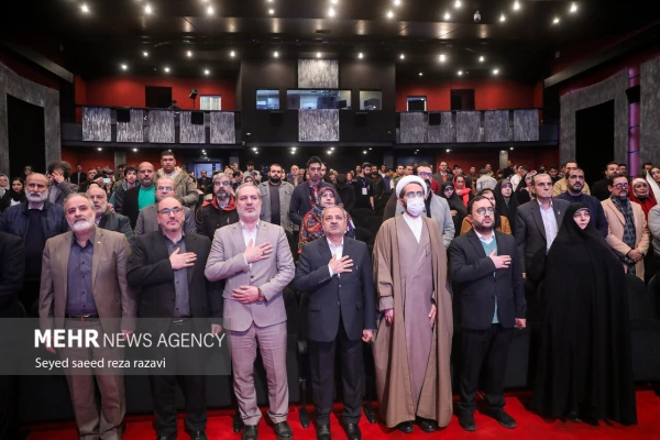 رئیس دانشگاه فرهنگیان استان بوشهر:
کسب رتبه نخست فیلمنامه بخش فرهنگیان جشنواره بین المللی فیلم رشد توسط دانشجومعلم بوشهری 2