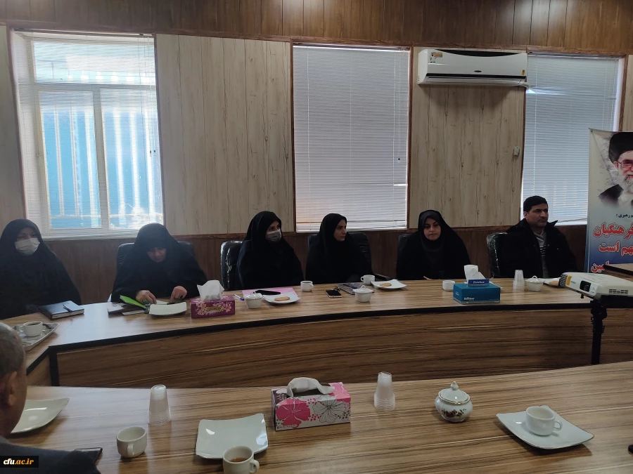 مراسم تجلیل و تکریم فرهیختگان بازنشسته دانشگاه فرهنگیان کرمانشاه 6